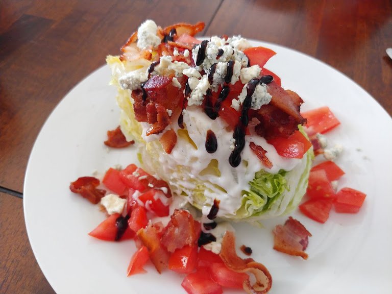 classic low carb wedge salad -